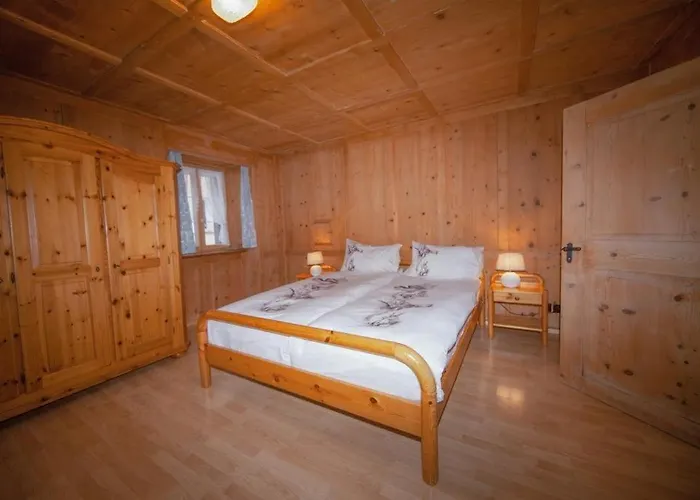 Und Restaurant Alpina Inn *