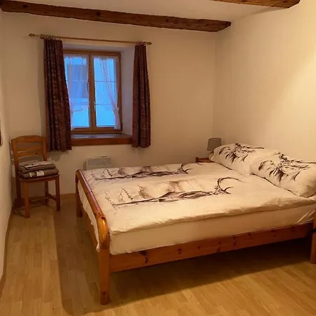 Und Restaurant Alpina Мини-отель Salouf