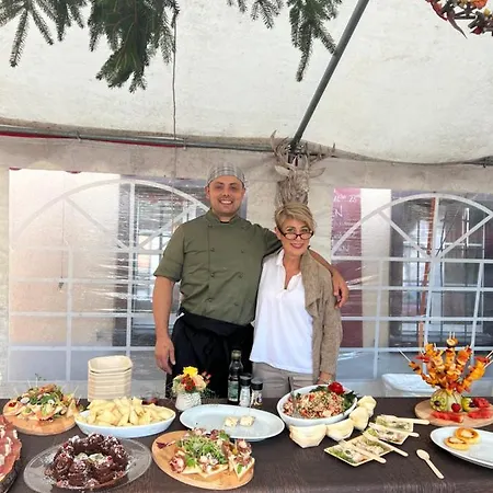 Und Restaurant Alpina Han/Misafirhane