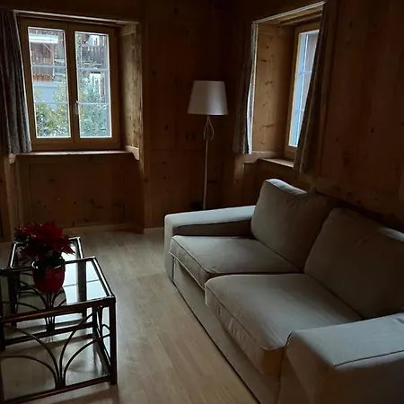 Und Restaurant Alpina Han/Misafirhane